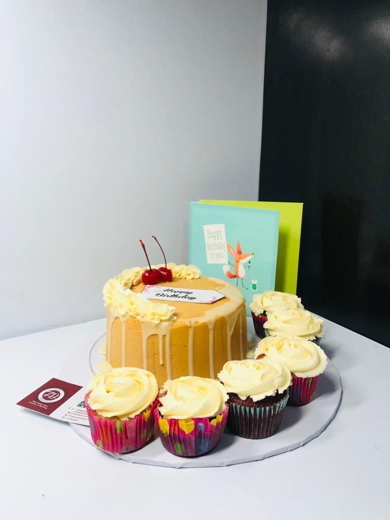 6 Inch Mini Cake & Cupcake Combo - Image 3