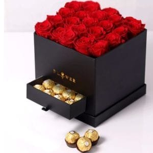 ZD Signature Roses and Chocolate Box