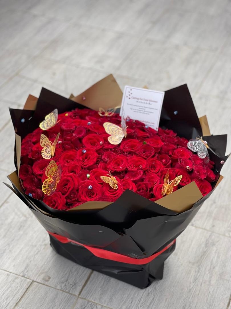 VIP Flower Arrangements and Bouquets