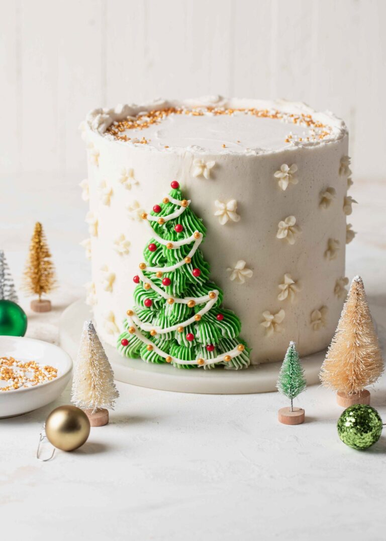 Buy a Yummy Christmas Cake in Lagos This Festival Season